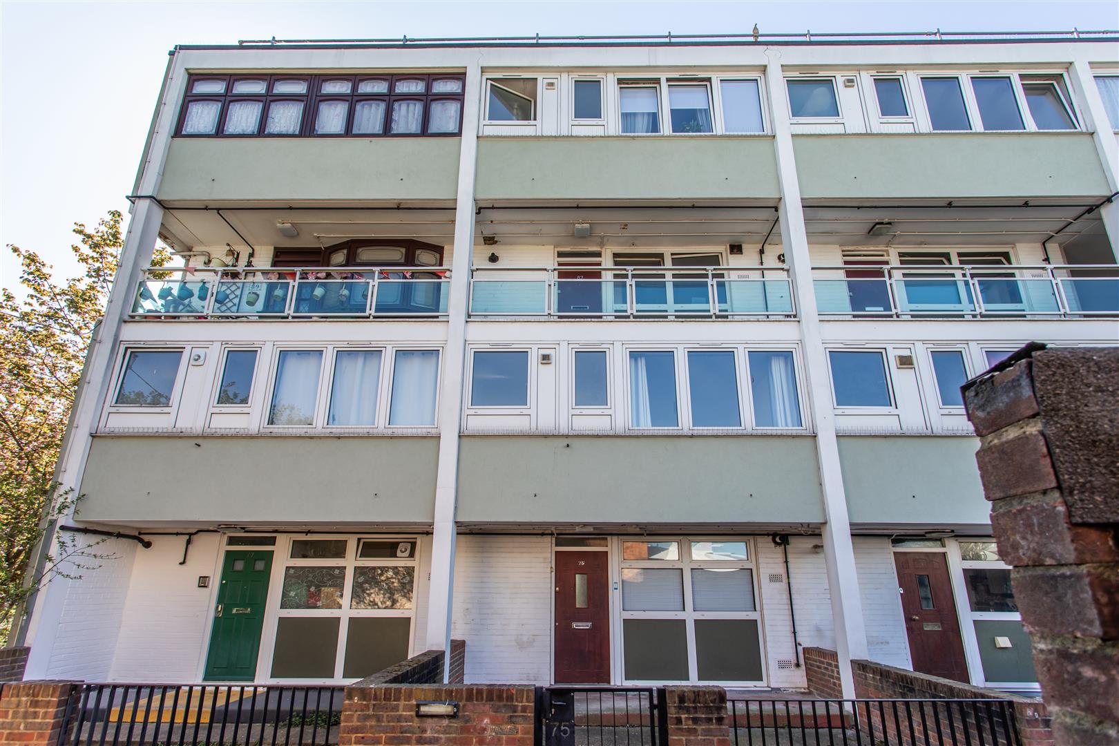 3 bed property in Cordelia Street, Poplar